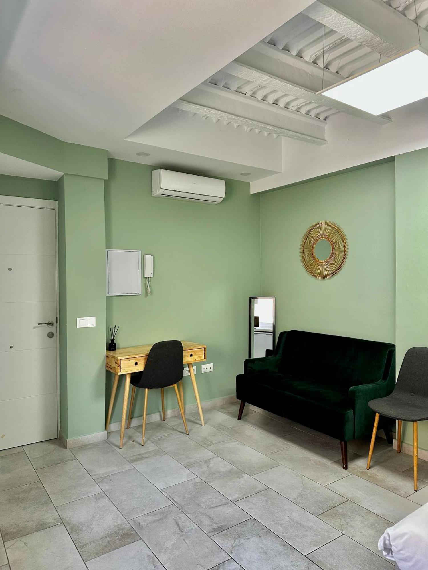 Lovely Studio Apartment Málaga Dış mekan fotoğraf
